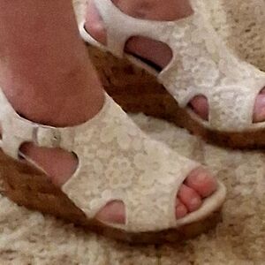 Jellypop Floral White Lace Wedge Sandals